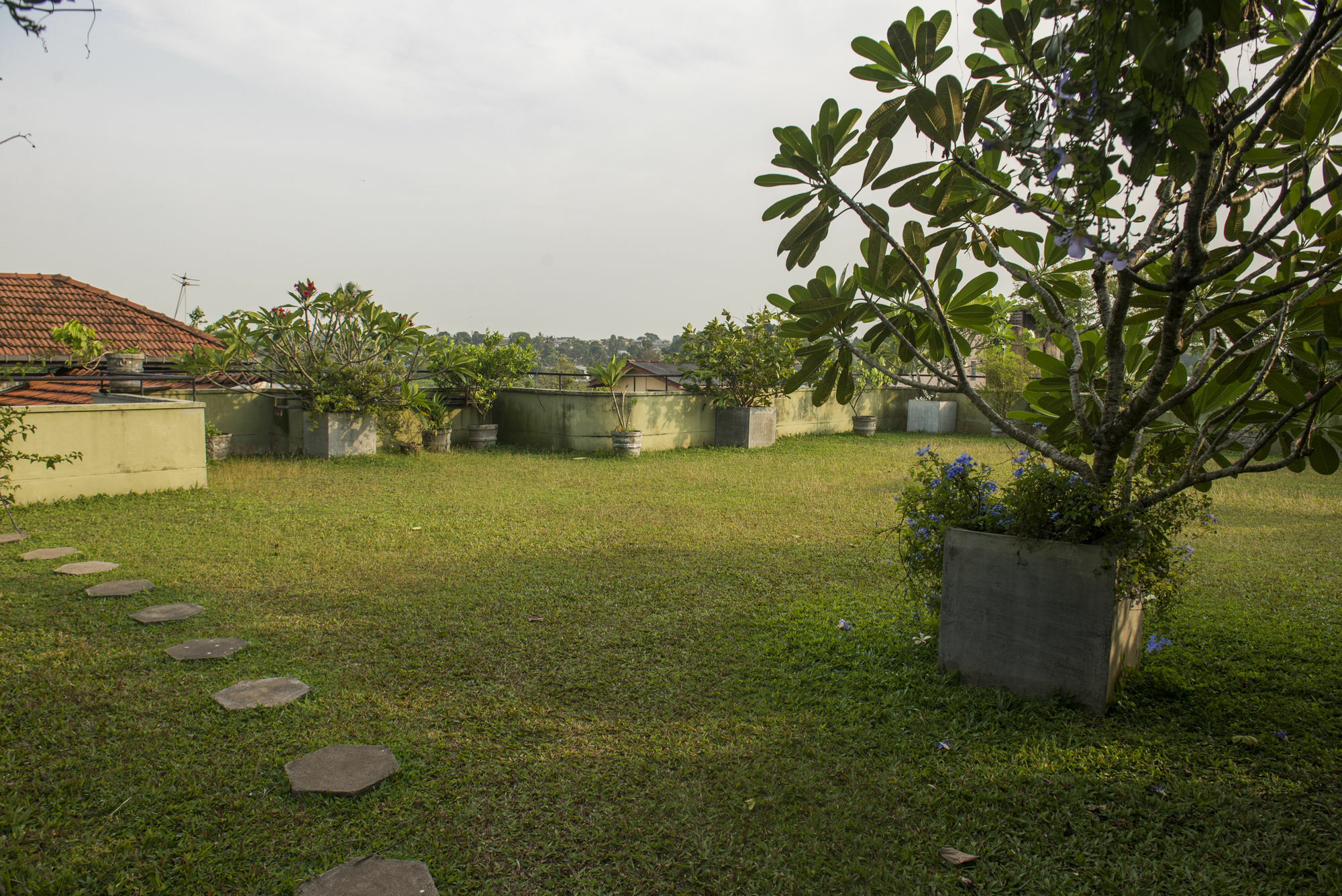 Villa Escondite - The Hotel Sri Jayewardenepura Kotte Esterno foto